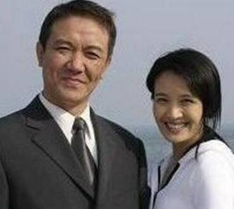 英国艺术家用植物作画【星空体育app下载】(图1) 星空体育APP网站