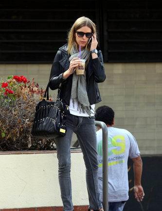 精选美食:南瓜黑椒鸡、酥炸杏鲍菇、炸酱茄夹、糯香排骨的做法-星空体育APP网站(图1) 星空体育APP网站