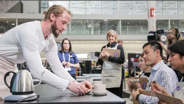 星空体育APP网站-《宅男腐女恋爱真难》第4卷发售PV公布 将公开重大消息(图2) 星空体育app下载